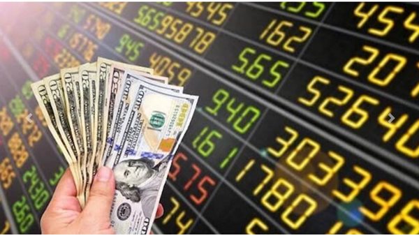 بعد الارتفاع في 11 بنكًا ماذا حدث بـ سعر الدولار في السوق السوداء خلال عطلات البنوك اليوم هتحول 1000 دولار بكام جنيه ؟