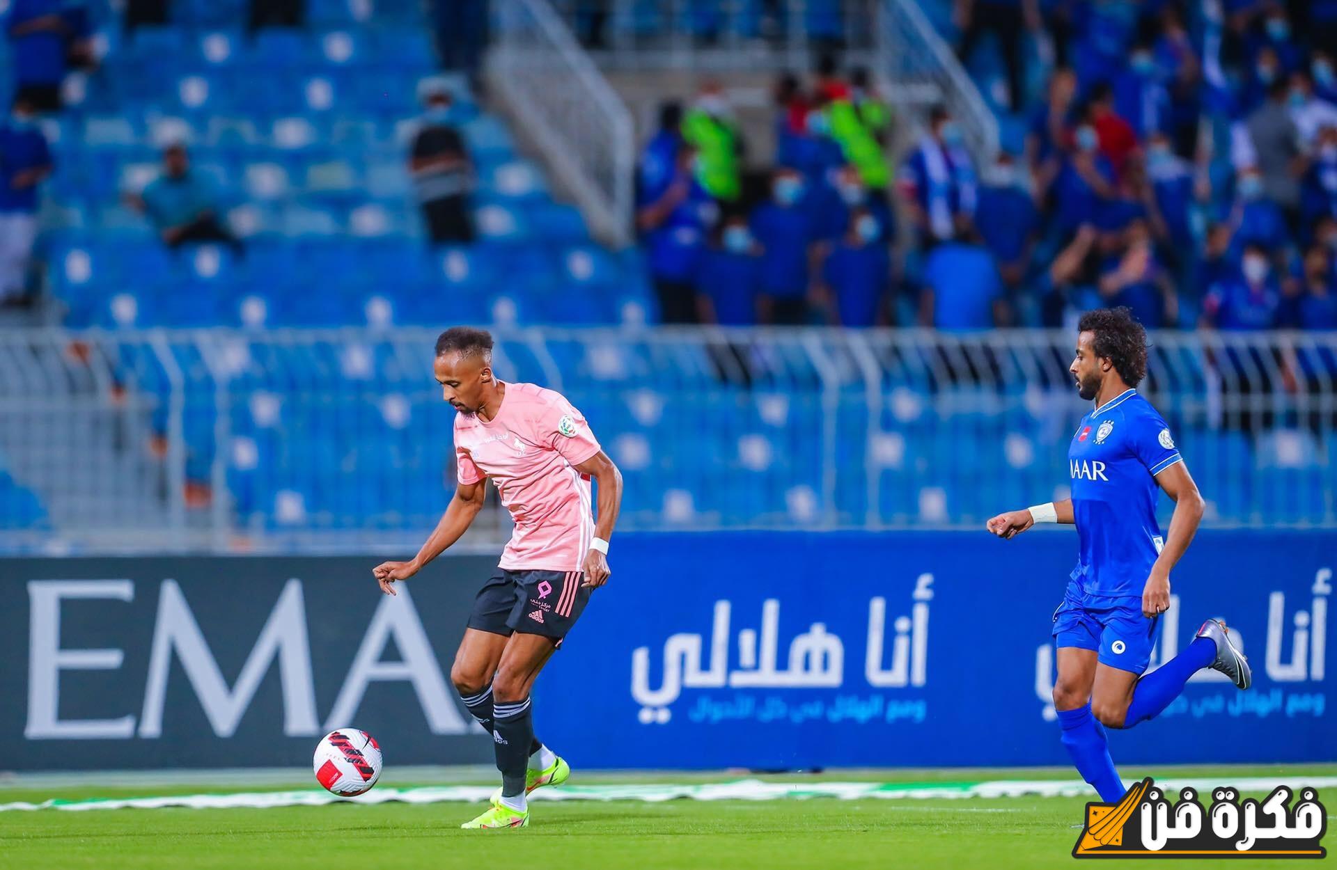 استمتع بالمباراة اليوم.. تعرف على القنوات الناقلة لمباراة الهلال والاتفاق في دوري روشن السعودي 2024