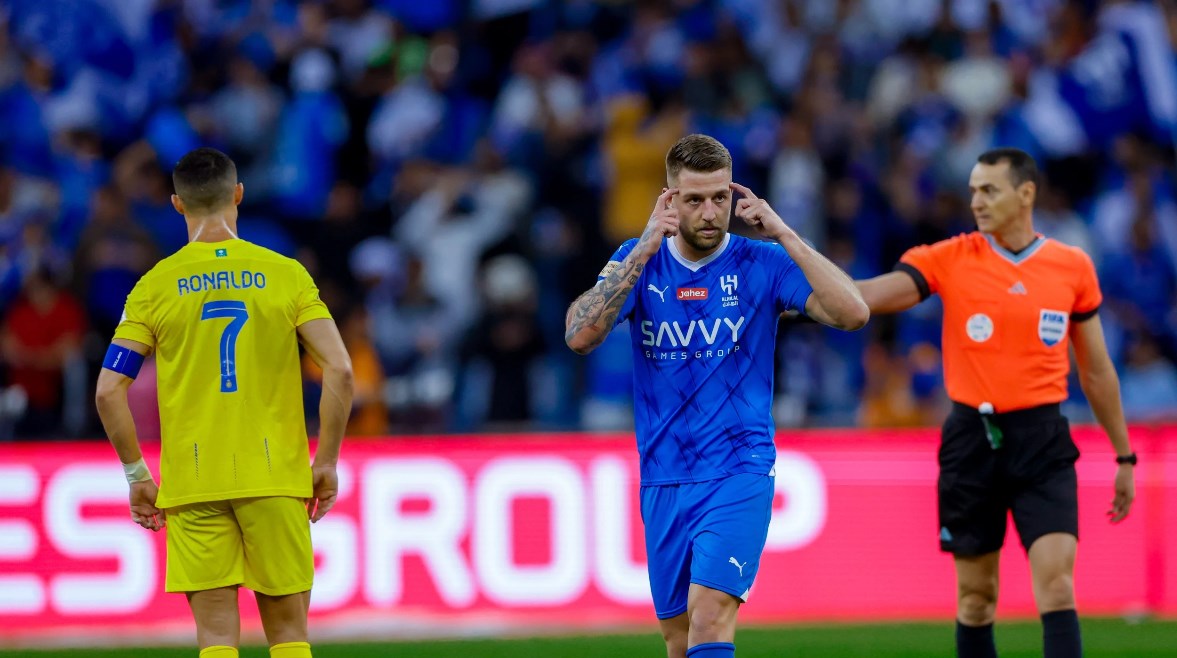 بلوغ القمة بجودة HD: اكتشف القنوات الناقلة لمباراة الهلال والنصر اليوم الجمعة في دوري روشن على كافة الأقمار!