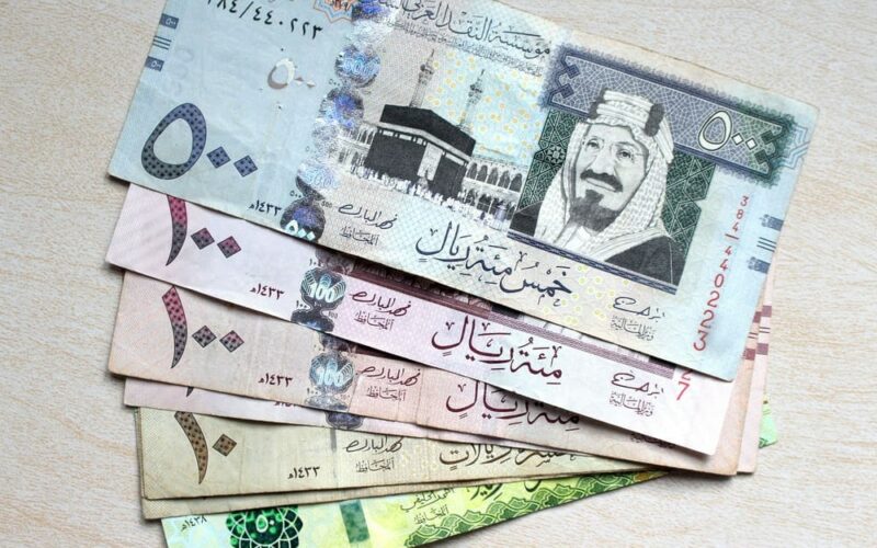 سعر الريال السعودي أمام الجنيه المصري في البنوك اليوم الاثنين 16 ديسمبر.. استقرار ملحوظ