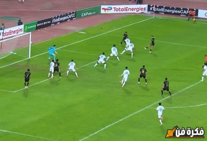 تعادل سلبي باهت يُسيطر على الشوط الأول بين الزمالك والمصري في الكونفدرالية